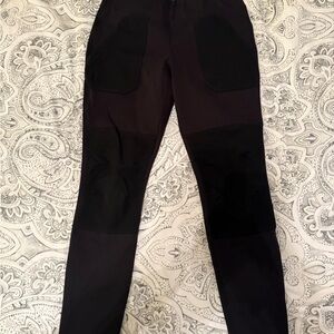 Women’s Small(4/6) Carhartt work utility leggings black